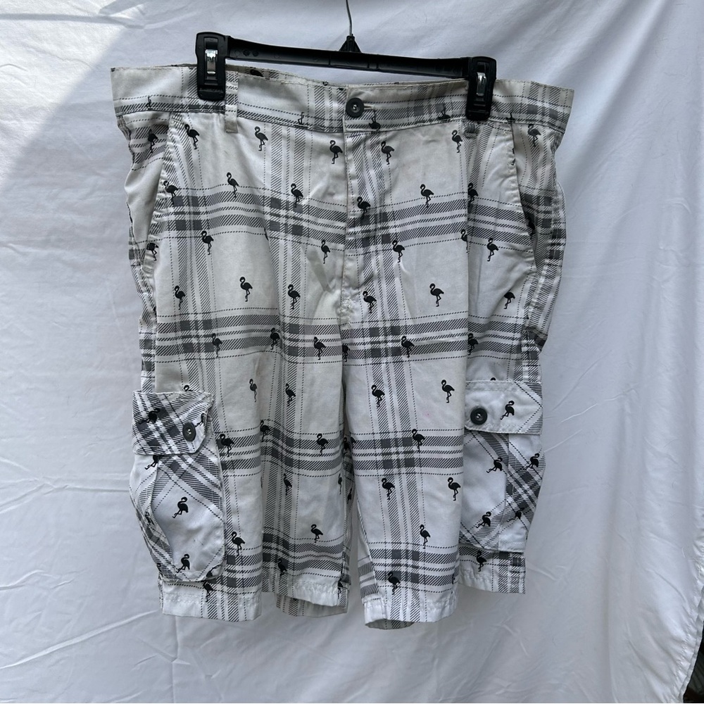 Men's Gray Plaid Cargo Shorts